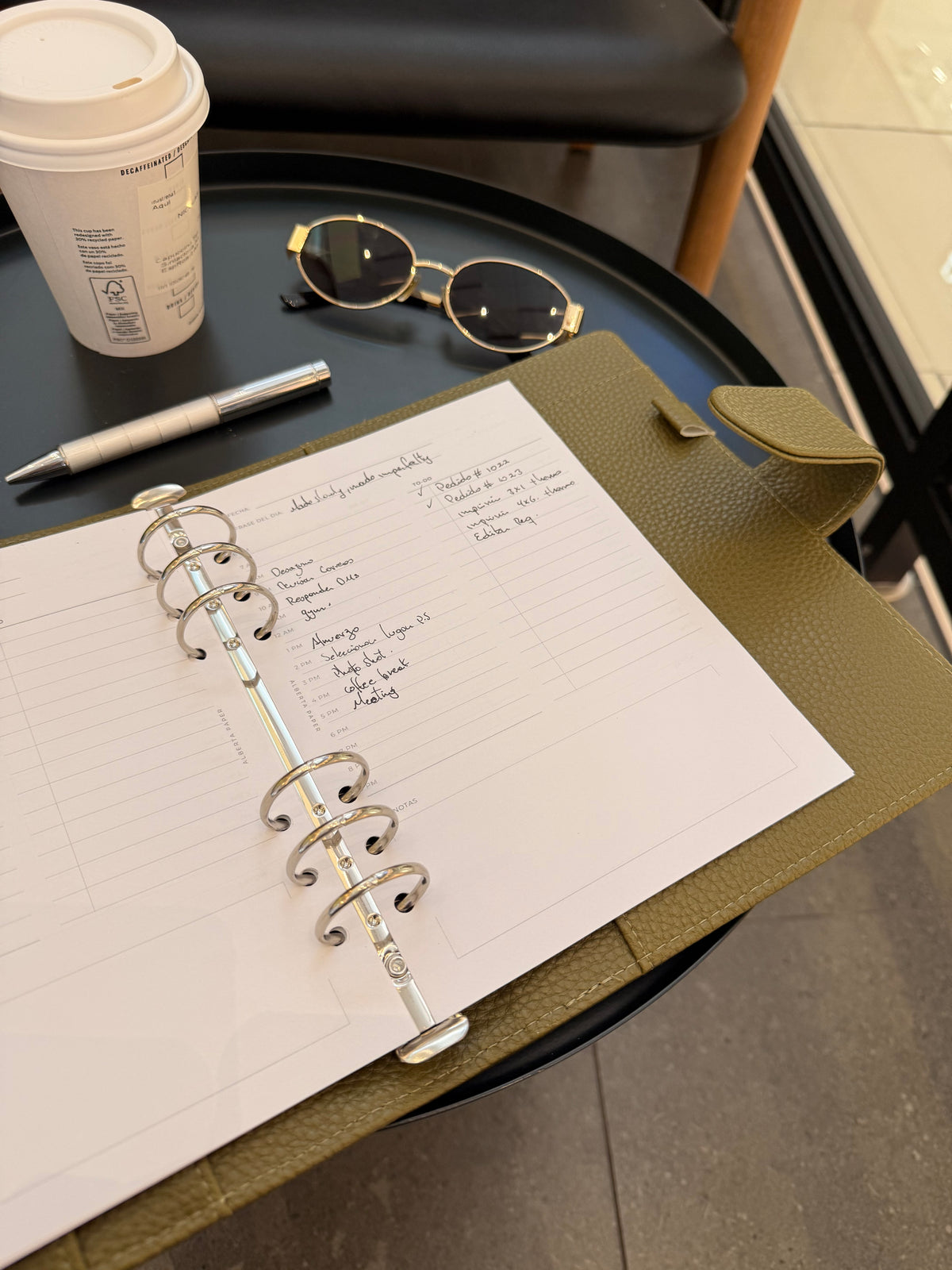 Agenda esencial de anillos | cuero vegano | A5 | OLIVA
